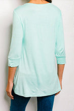 Load image into Gallery viewer, Mint 3/4 Sleeve Scoop Neck Top
