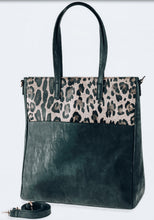 Load image into Gallery viewer, Black Leopard Print Faux Leather Tote
