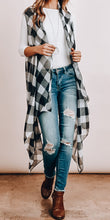 Load image into Gallery viewer, One Size - Black Plaid Knee Length Cardigan
