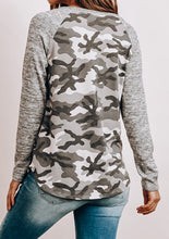 Load image into Gallery viewer, Two-Toned Camo Print Top
