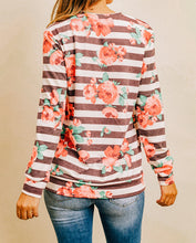 Load image into Gallery viewer, Floral Striped Pullover
