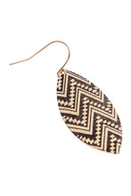 Load image into Gallery viewer, Zigzag Printed Drop Earrings
