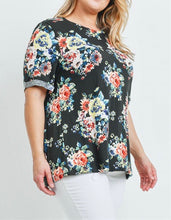 Load image into Gallery viewer, Black Floral Top
